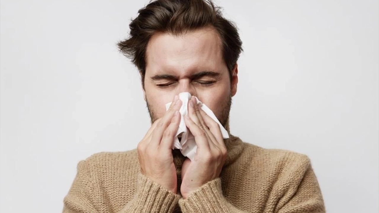Prof. Dr. Ersin Aksay’dan “İnfluenza ve Soğuk Algınlığı” Uyarısı