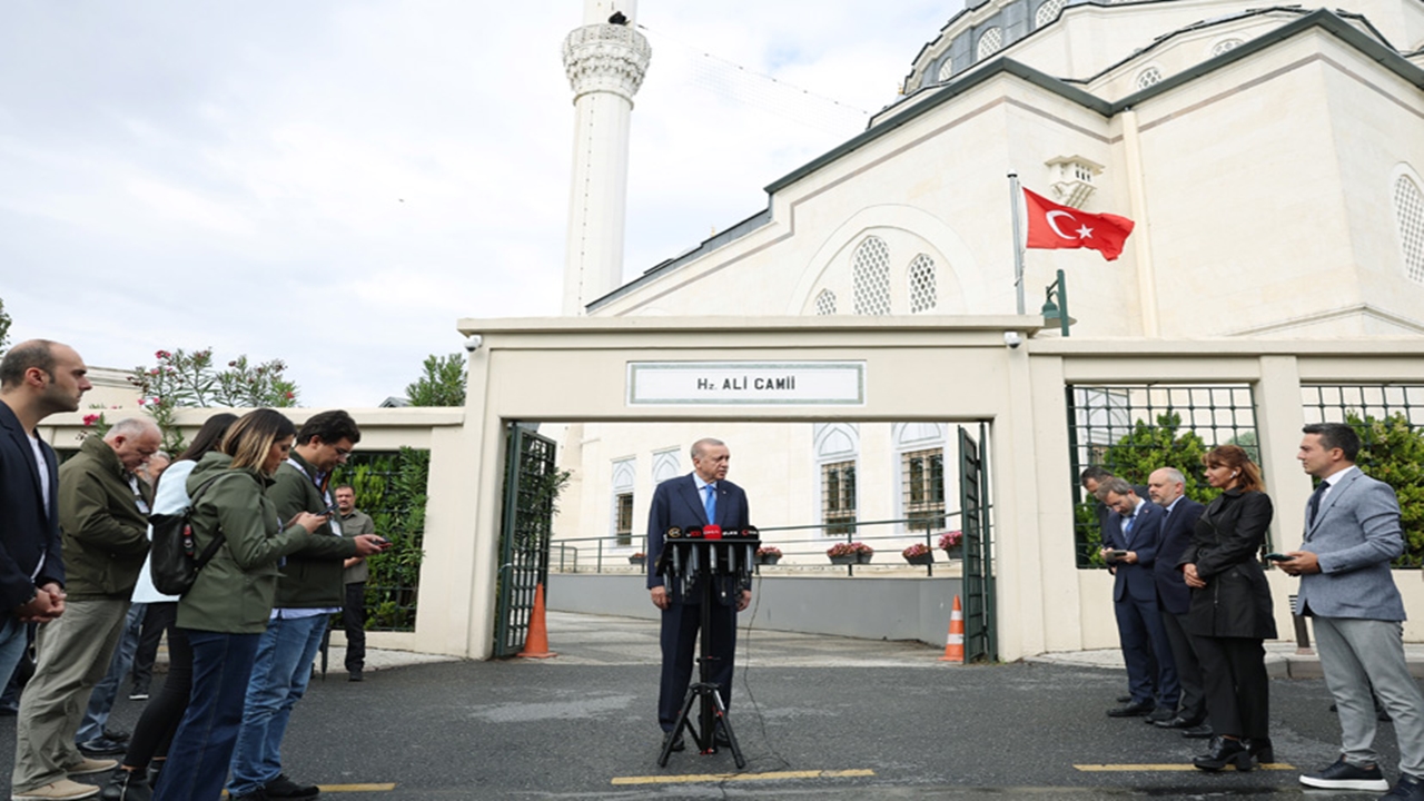 recep tayyip erdoğan cuma namazını hz ali camisinde kıldı