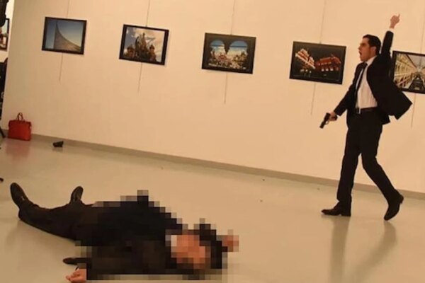 Rus Büyükelçi Karlov Suikastinden Flaş Gelişme