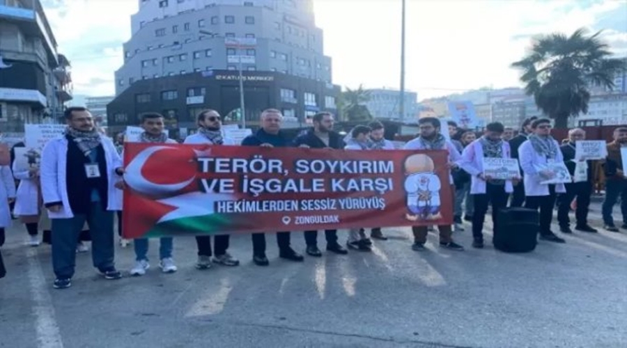 saglikcilardan-sessiz-yuruyus-2.jpg