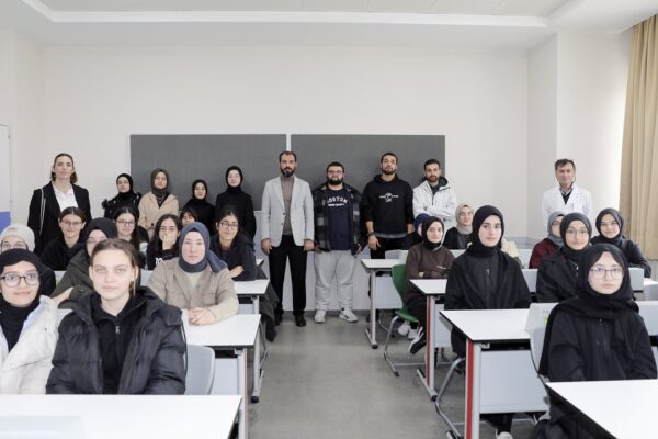 Sakarya Üniversitesi Teknoloji Yarışmalarını Genç Yeteneklere Tanıttı