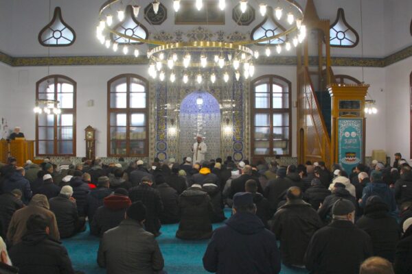 Sakarya Ve Kocaeli’deki Camilerde Şehitler İçin Dua Edildi
