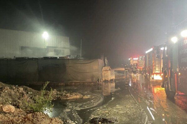 Sakarya’da Geri Dönüşüm Tesisinde Çıkan Yangın Söndürüldü