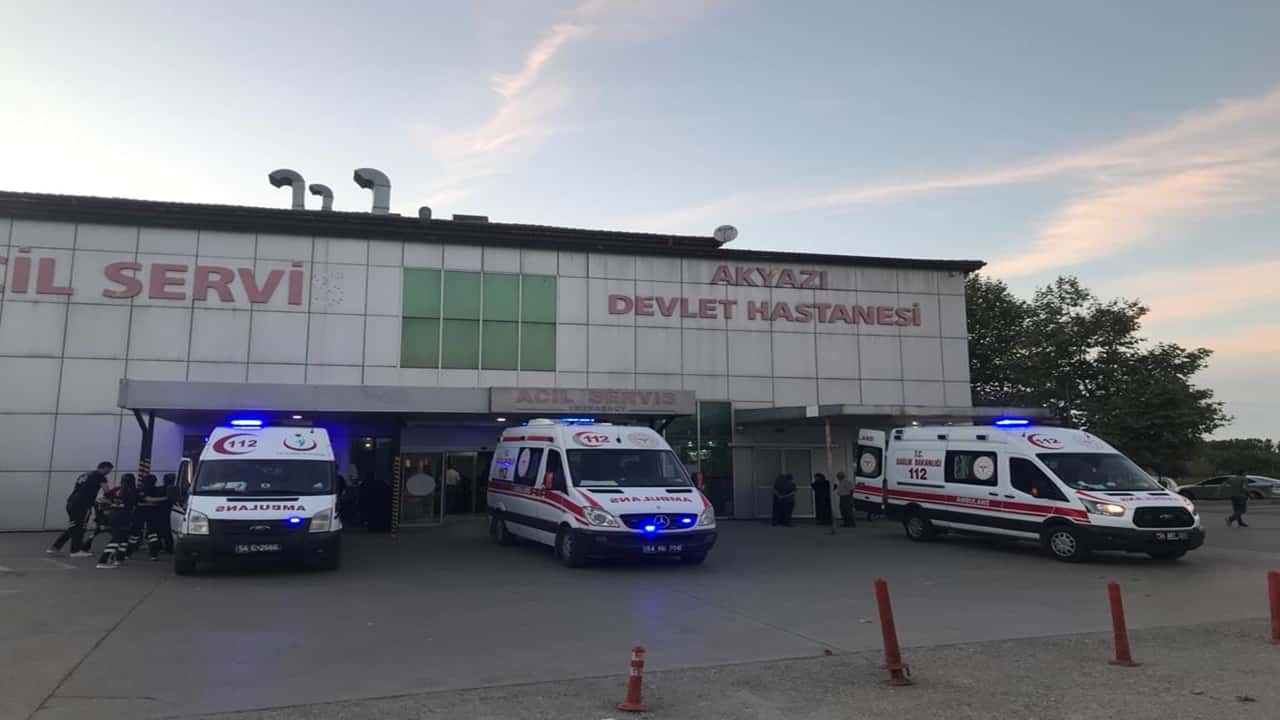 sakaryada gıda zehirlenmesi Şüphesiyle hastaneye başvuran İşçiler taburcu edildi