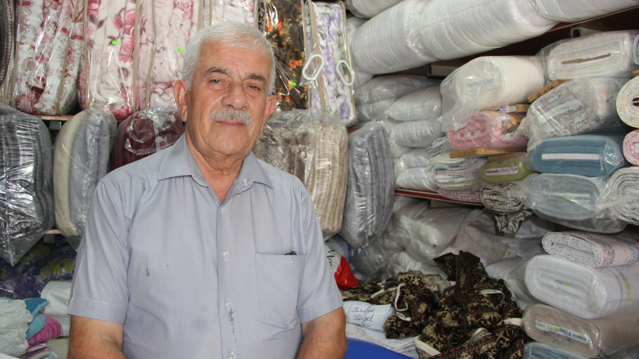 sakaryada yılın ahisi 52 yıldır el yapımı yorgan ustası İsmail yamak