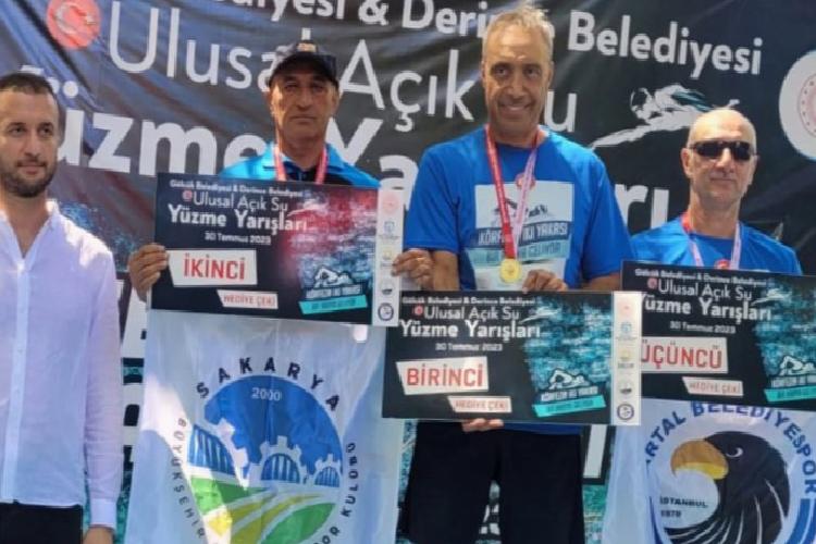 sakaryalı yüzücüden körfezde ikincilik