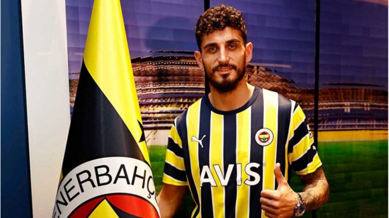 samet akaydın fenerbahçeden ayrılıyor