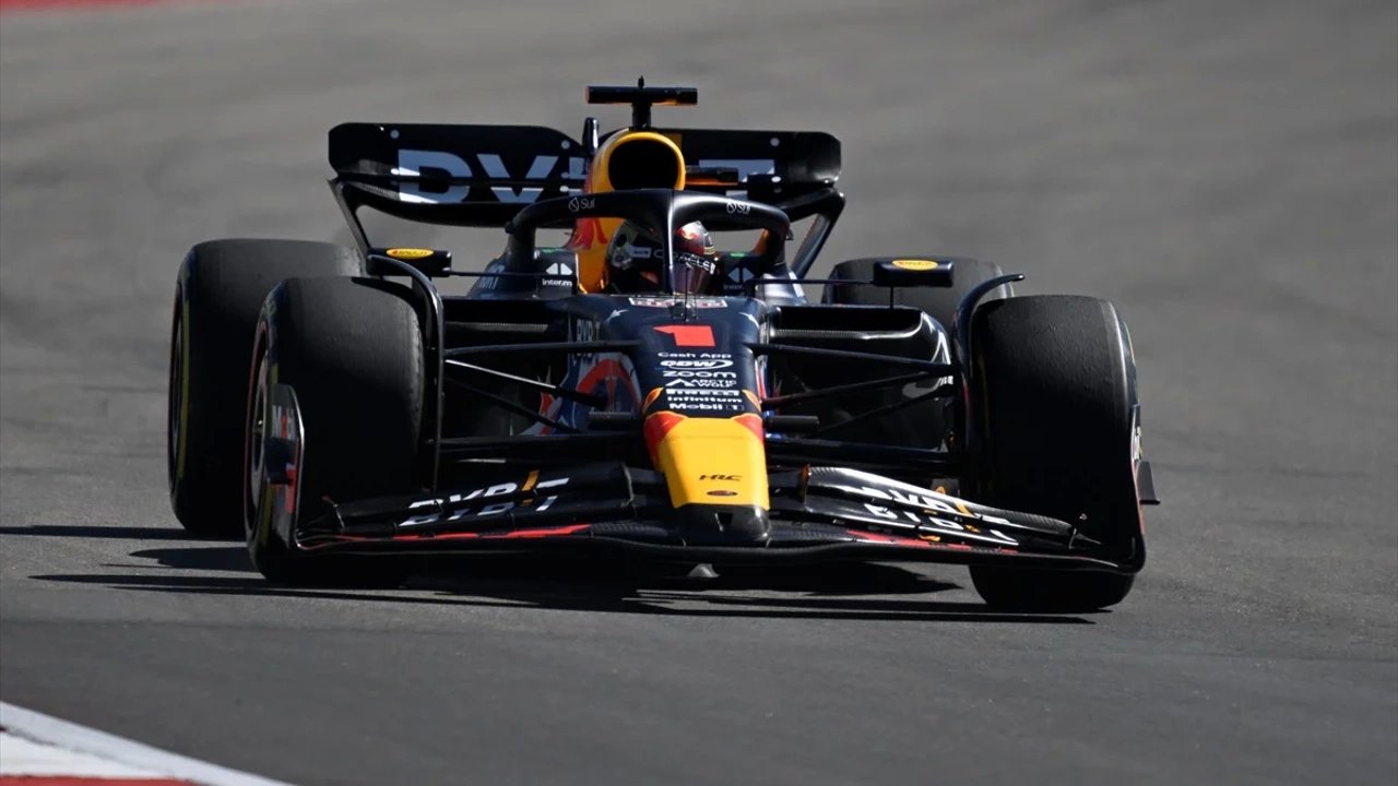 Şampiyon verstappen abd gpsini kazandı