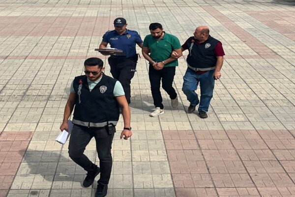 Saray İlçesi’nde Uyuşturucu Operasyonu: Şüpheli Otomobilde Yakalandı