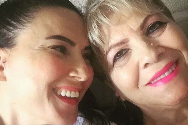 Şebnem Dönmez’in Acı Günü! Annesini Kaybetti