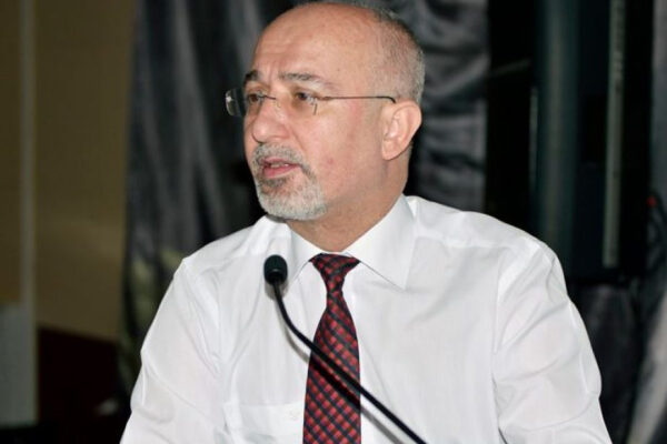 Şenol Babuşcu’dan % 50 İndirim Uygulayan Zincir Marketlere Tepki