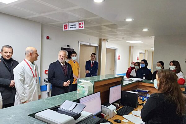 Serdivan Devlet Hastanesi’nde Günde Ortalama 1200 Hastaya Hizmet Veriliyor