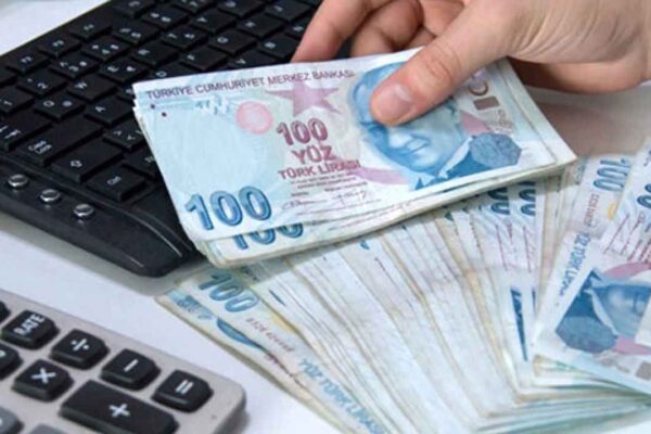 SGK Başuzmanı Karakaş Memur ve Emekli Zammına Yönelik Açıklama Yaptı