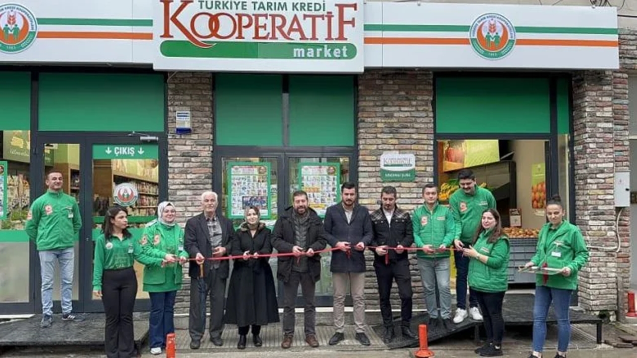 sındırgıda tarım kredi kooperatif market açıldı