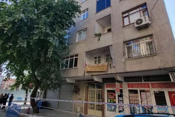 Şirinevler Mahallesi’nde Patlayan Kolon Sonucu 5 Katlı Bina Mühürlendi