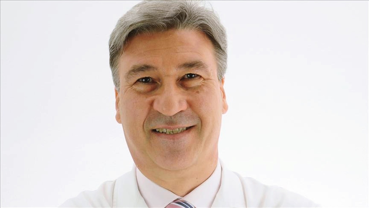 sırt bölgesindeki kemik ağrısı osteoporoz olabilir