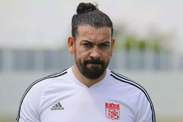 Sivasspor Servet Çetin ile Görüşmelere Başladı 