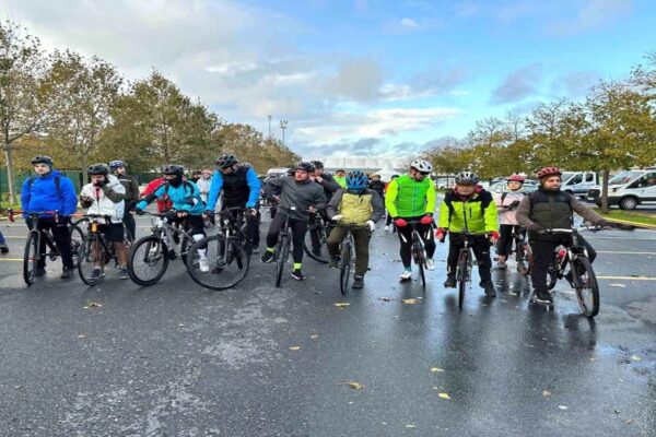 Spor İstanbul’un Organizasyonuyla Gerçekleşen Bisiklet Turu Yenikapı’dan Start Aldı
