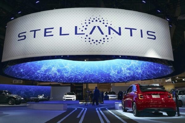 Stellantis Fabrika Çıkışlı 2. El Dönemini Faaliyete Geçirdi