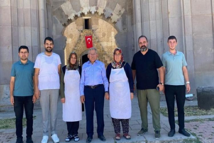 sultan hana memduh büyükkılıçtan ziyaret