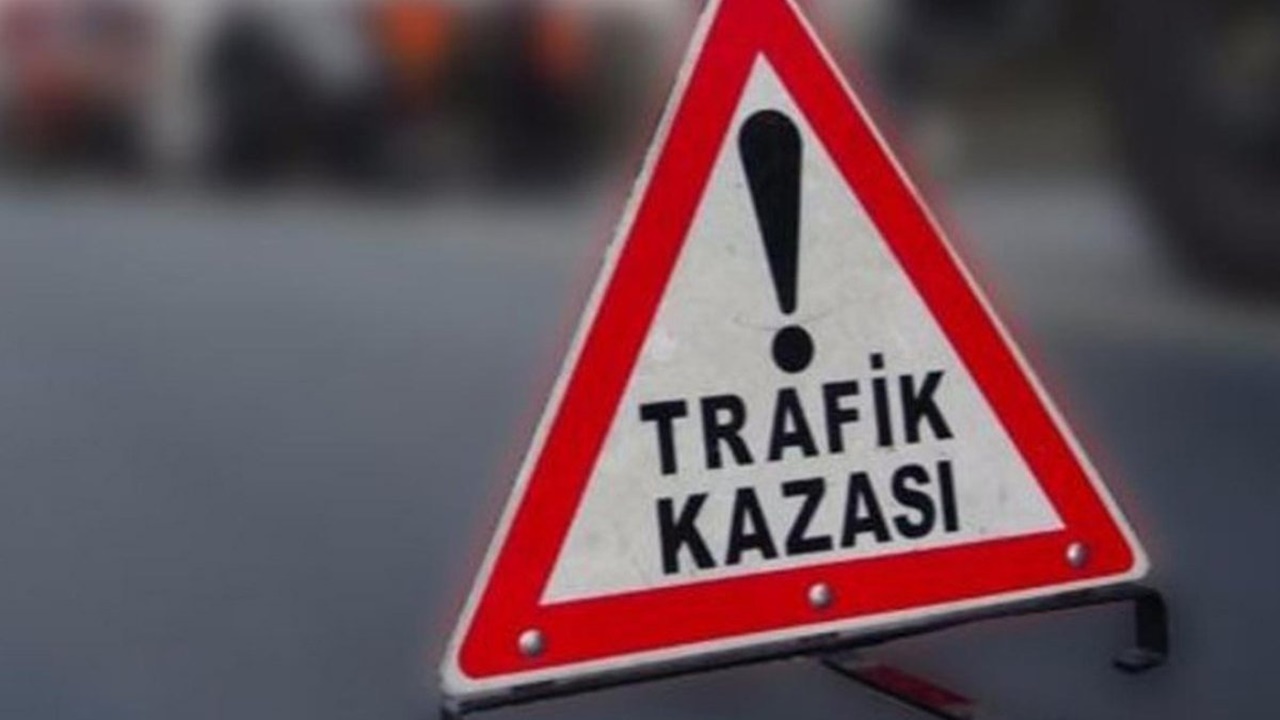 taksiyle Çarpışan motosikletin sürücüsü yaralandı