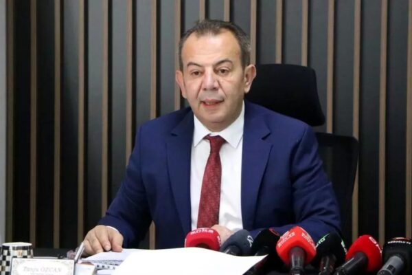 Tanju Özcan’ın İhraç Kararı Kesinleşti