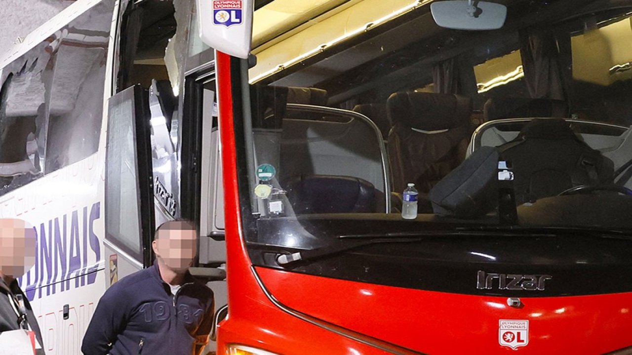 taraftarlardan teknik direktöre Çirkin saldırı