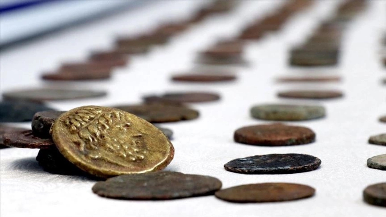tarihi eser kaçakçılığı operasyonu 82 sikke ele geçirildi