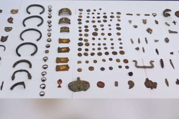 Tarihi Eser Operasyonunda 3 Şüpheli Yakalandı