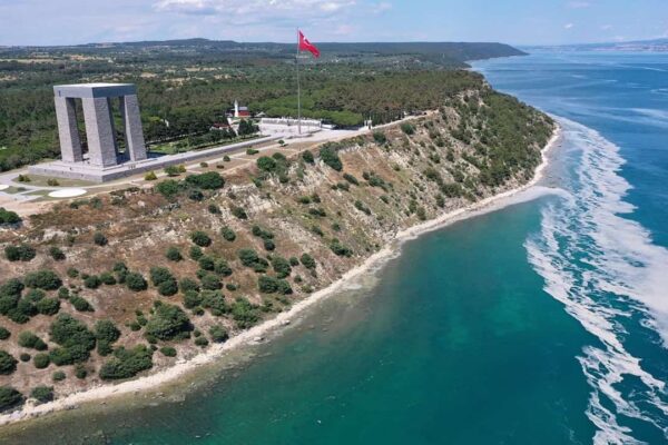 Tarihi Gelibolu Yarımadası’nda Düzenlenen “2023 Gelibolu Triatlonu” Başladı
