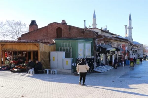 Tarihi Havlucular Hanı ve Mezit Bey Hamamı Yenilenecek