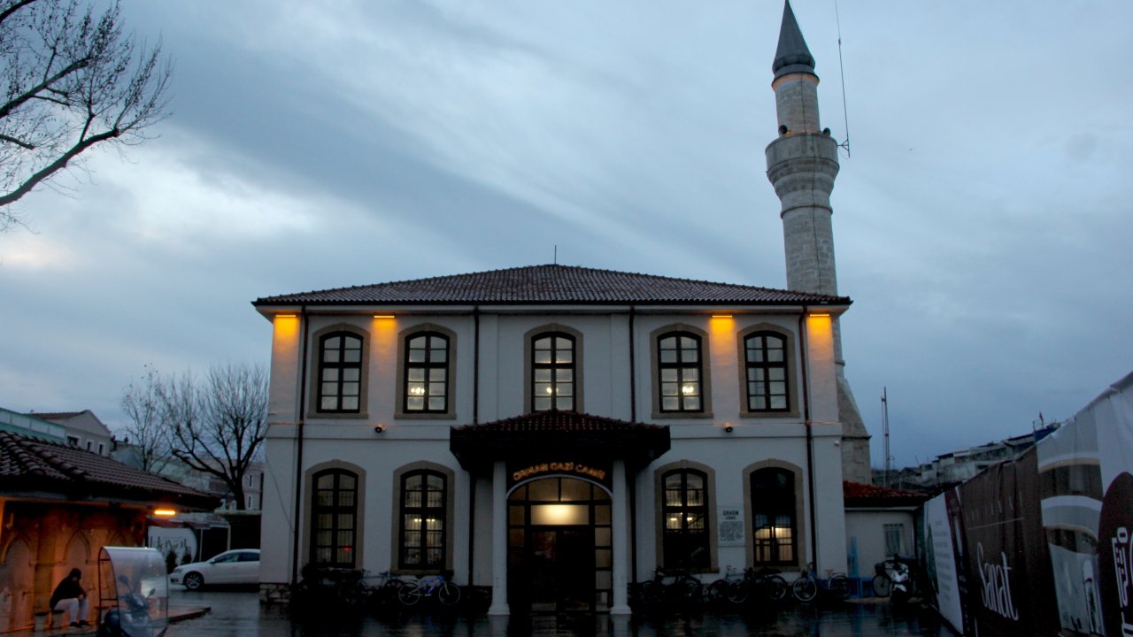 tarihi orhan camisinde Şehitler İçin dua edildi