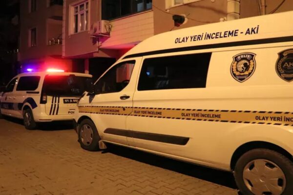 Tartıştığı Damadını Ve Onun Kardeşini Yaraladı