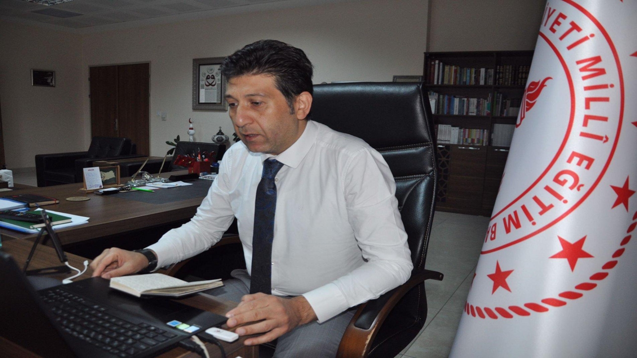 tekirdağ milli eğitim müdürü ulusan aanın yılın kareleri oylamasına katıldı