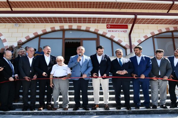 Tekirdağ Valisi Soytürk, Hayırsever Vatandaş Tarafından Yaptırılan Caminin Açılışına Katıldı