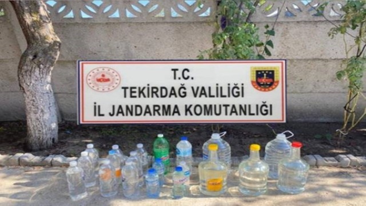 tekirdağda jandarma operasyonu 30 litre sahte İçki ele geçirildi