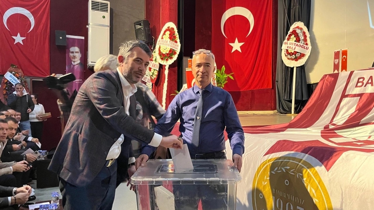 teksüt bandırmasporda onur göçmez göreve yeniden seçildi