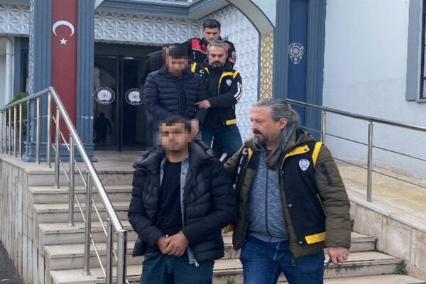 Telefon Yüzünden Bıçaklanarak Öldürülen Gencin Katiline 16 Yıl Hapis