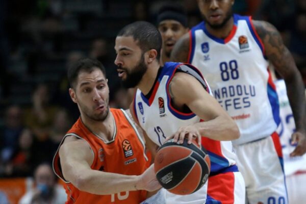 THY Avrupa Ligi’nde Anadolu Efes 11. Mağlubiyetini Aldı
