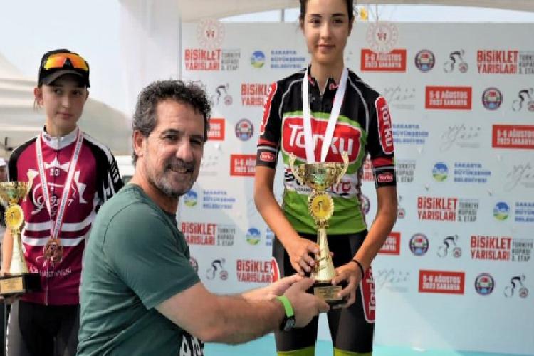torku Şekerspor madalyaları topladı