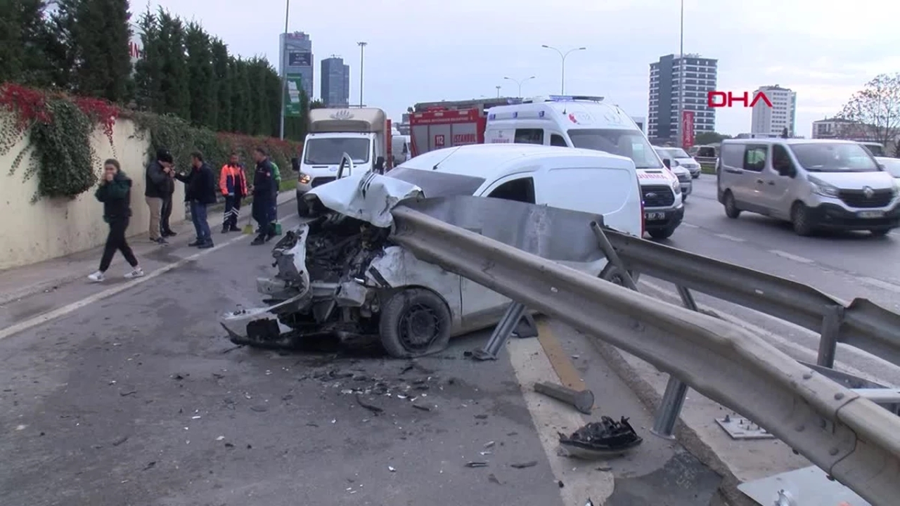 trafik kazası maltepede trafik aksamalarına neden oldu