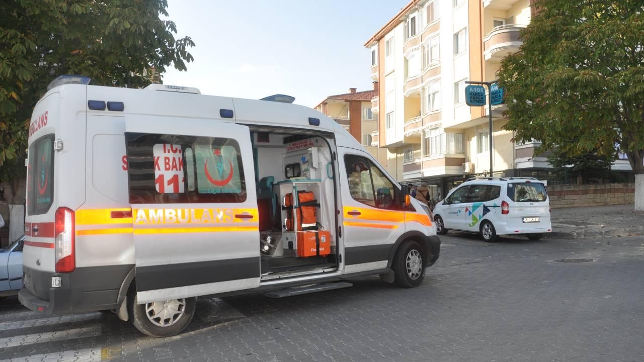traktörle elektrikli bisiklet Çarpıştı