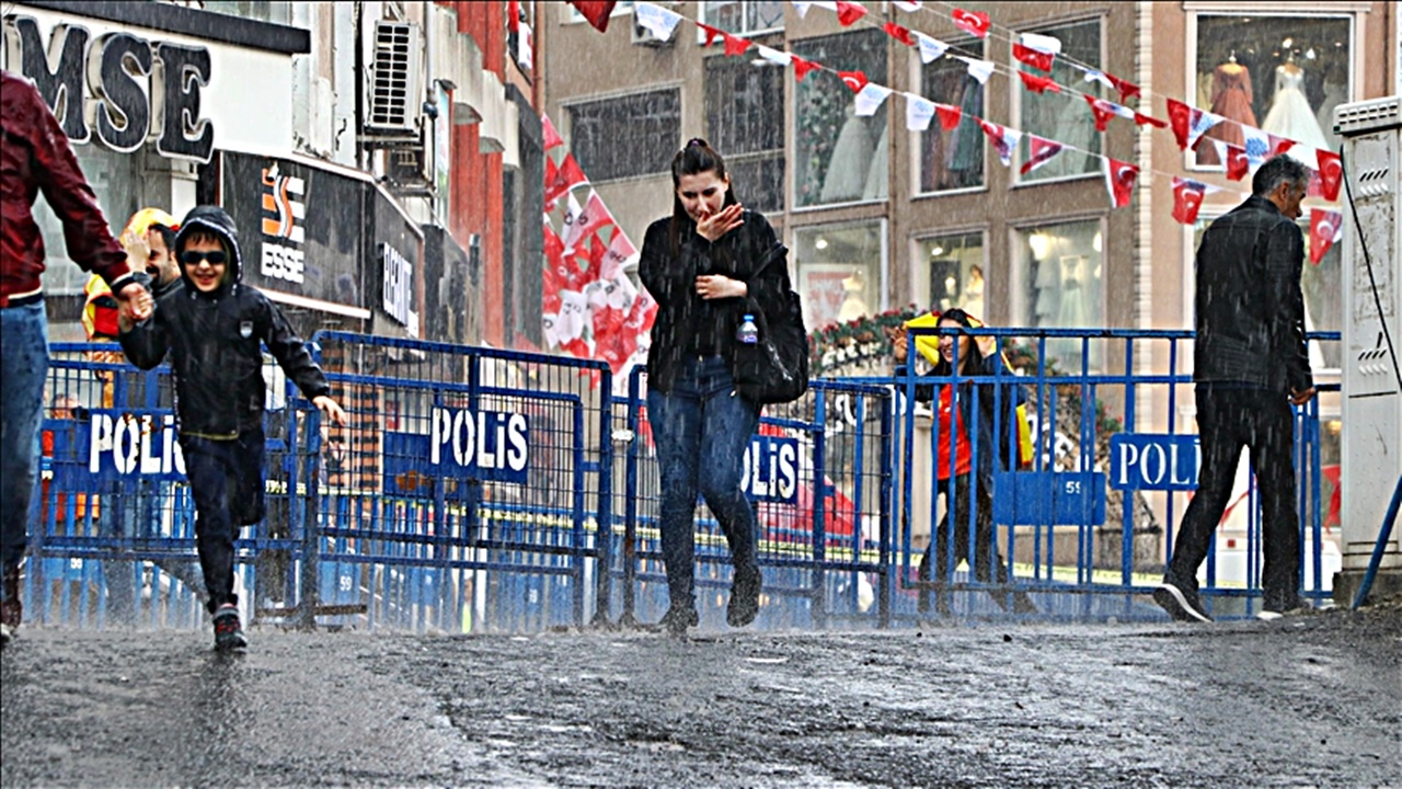 trakya bölgesi sağanak yağışın etkisinde