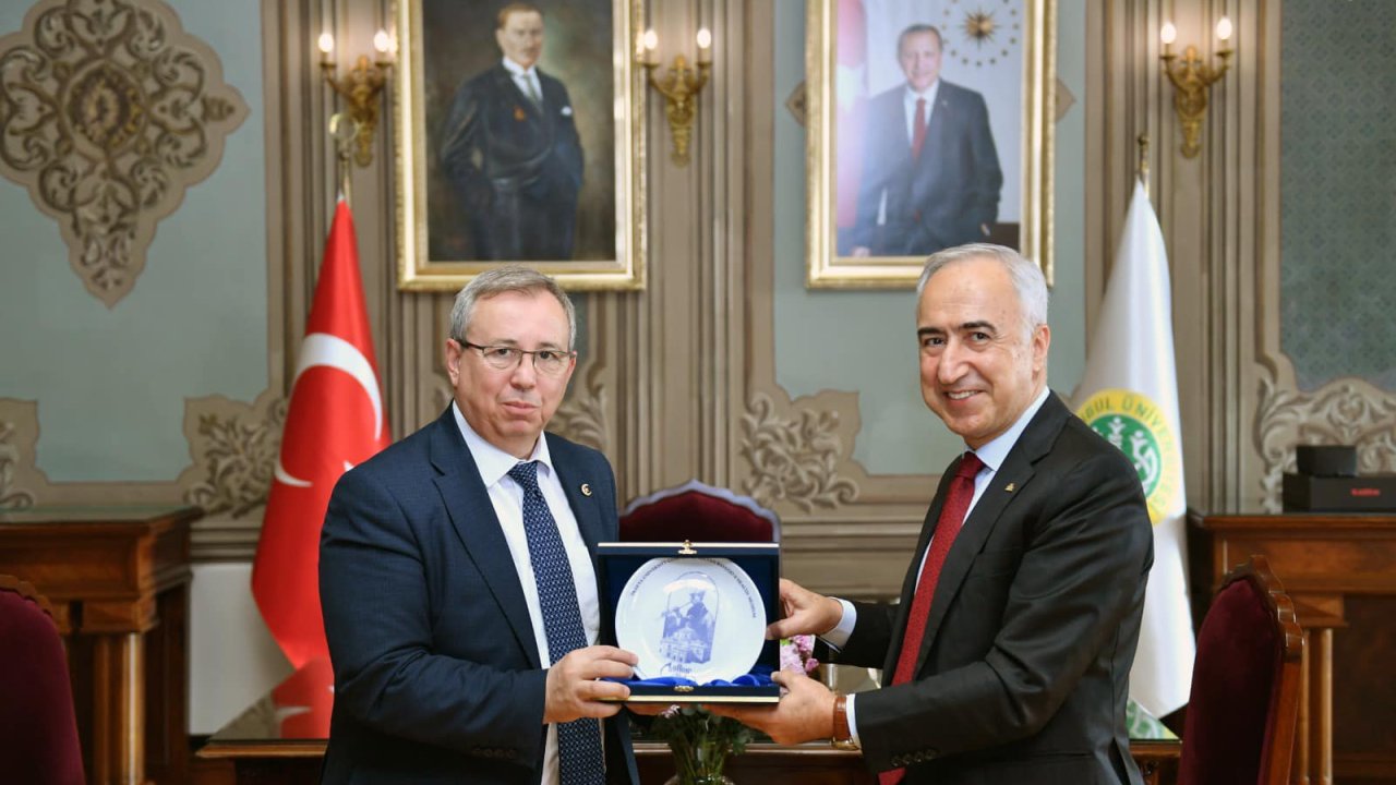 trakya Üniversitesi rektörü İstanbul Üniversitesi rektörünü ziyaret etti