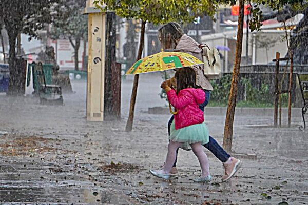 Trakya’da Sağanak Hayatı Olumsuz Etkiledi