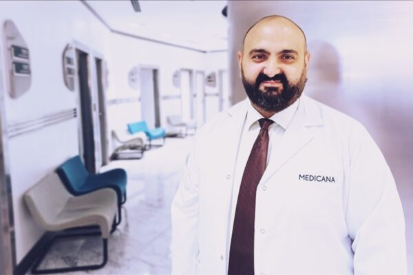 Travmatoloji Bölümü Uzmanı Doç. Dr. Okan Özkunt’tan Duruş Bozukluğu Uyarısı