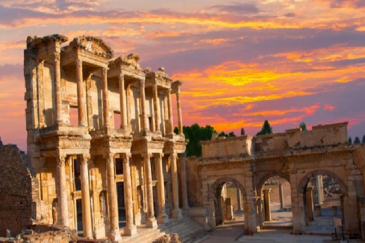 turizm gelirleri yüzde 23 masrafı ise yüzde 67 arttı