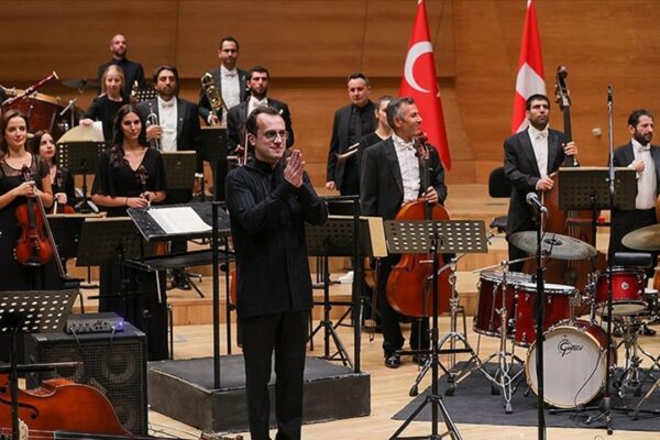 “Türkiye İsviçre Dostluk Konseri”nde 100. Yıl Eseri