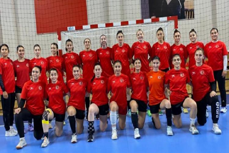 u17 kızlarda ikinci klasman 5 ağustosta