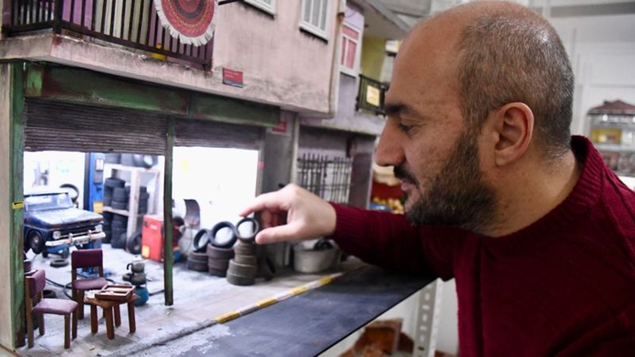 Üç boyutlu modelleme tekniğiyle gerçeğini aratmayan minyatür evler yapıyor
